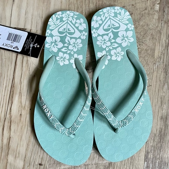 Roxy Shoes - 🌺 NWT Roxy Women’s Sandals 🌺